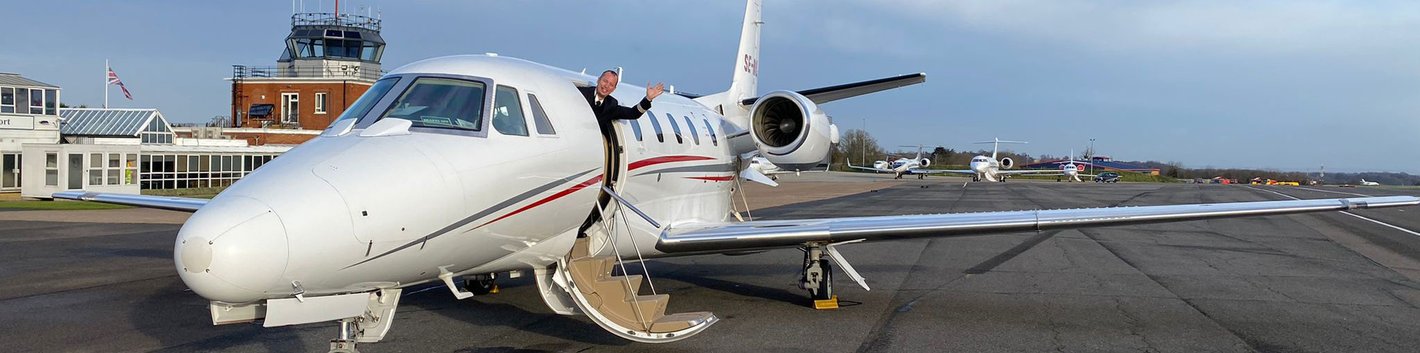 Citation XLS Biggin Hill Cessna Citation XLS Captain at Biggin Hill (EGKB)